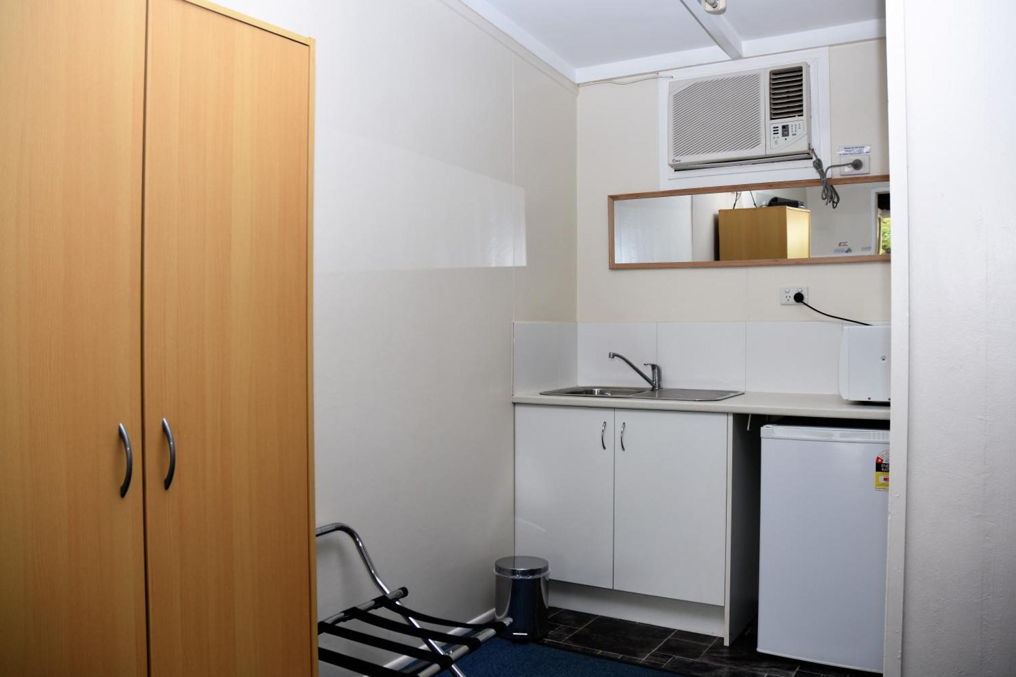 Chinchilla Motel Стая снимка