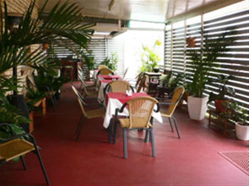 Chinchilla Motel Екстериор снимка